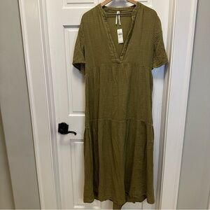 Anthropologie The Kallie Flowy Maxi Dress in Green Crinkled Cotton Gauze (C)